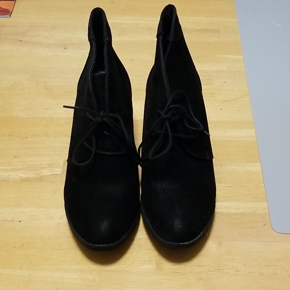 Blowfish "Sea" booties 8.5 new without box